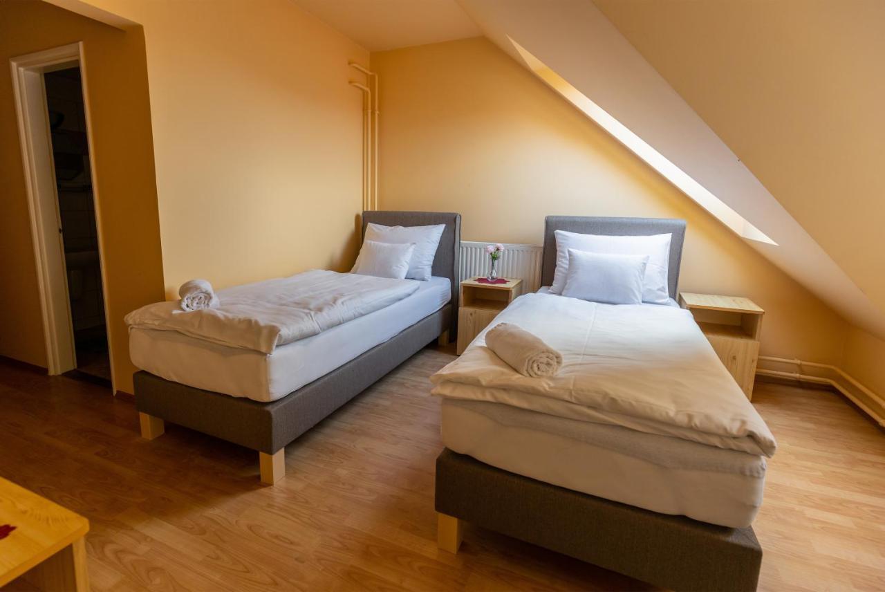 Hotel Betli Panzio Zalaegerszeg Esterno foto