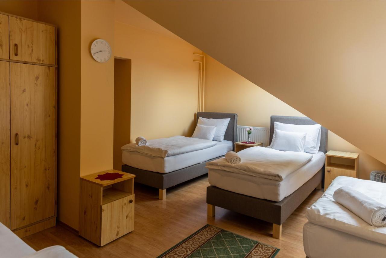 Hotel Betli Panzio Zalaegerszeg Esterno foto