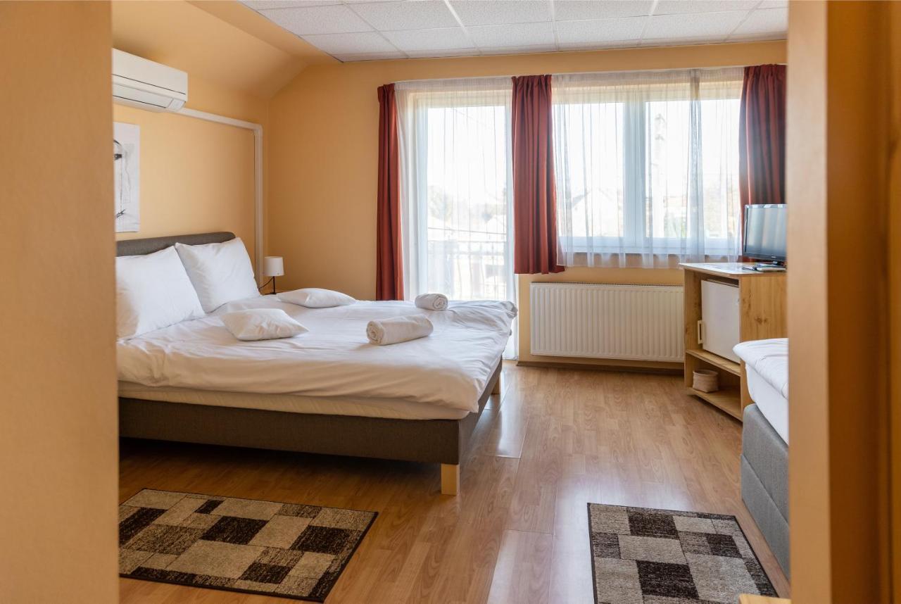 Hotel Betli Panzio Zalaegerszeg Esterno foto