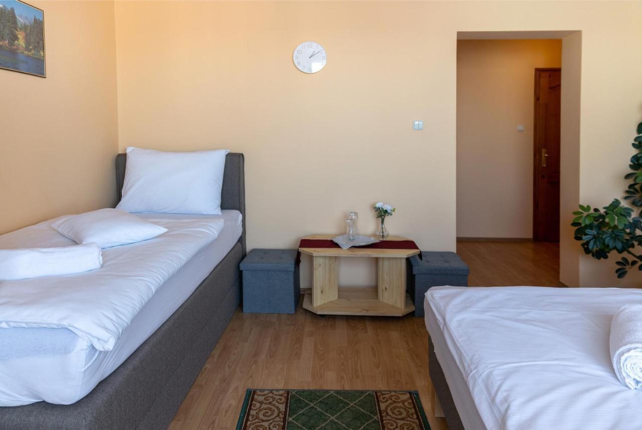 Hotel Betli Panzio Zalaegerszeg Esterno foto